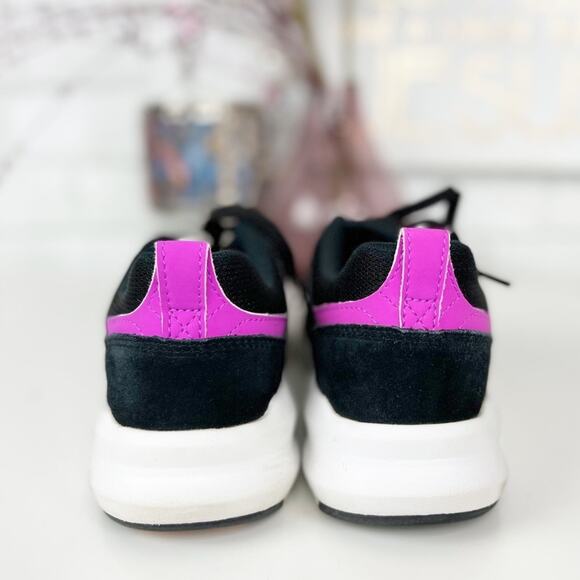 New Balance Women's 009 Modern Classic Size 7 - Picture 4 of 11